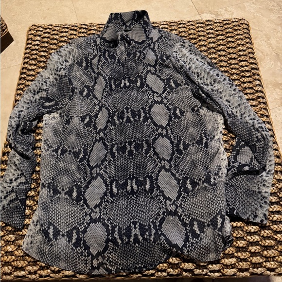 Akris Python-Print Silk Funnel-Neck Tunic (108) - Picture 4 of 10